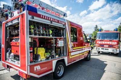 Korb: Brand zwischen Herd und Spuelmaschine in Wohnung